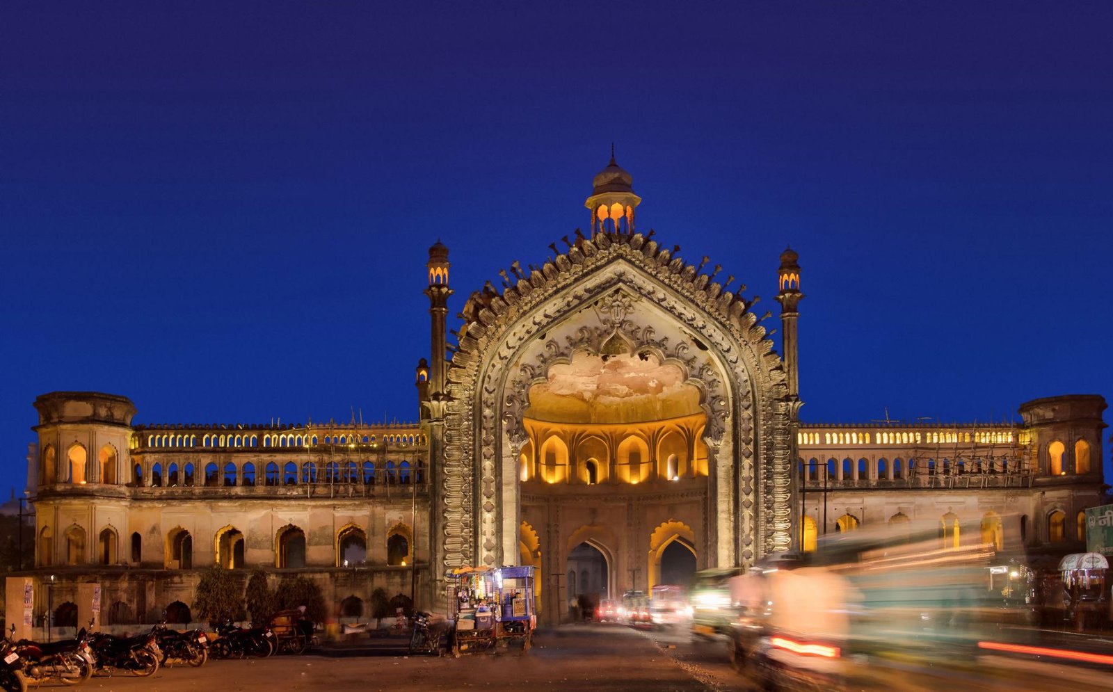 Royal Awadh & Varanasi