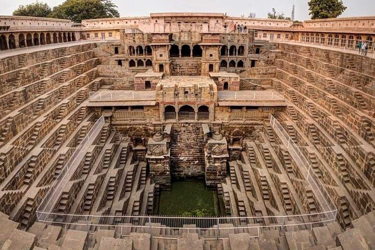 Golden Triangle Budget Backpackers Tour