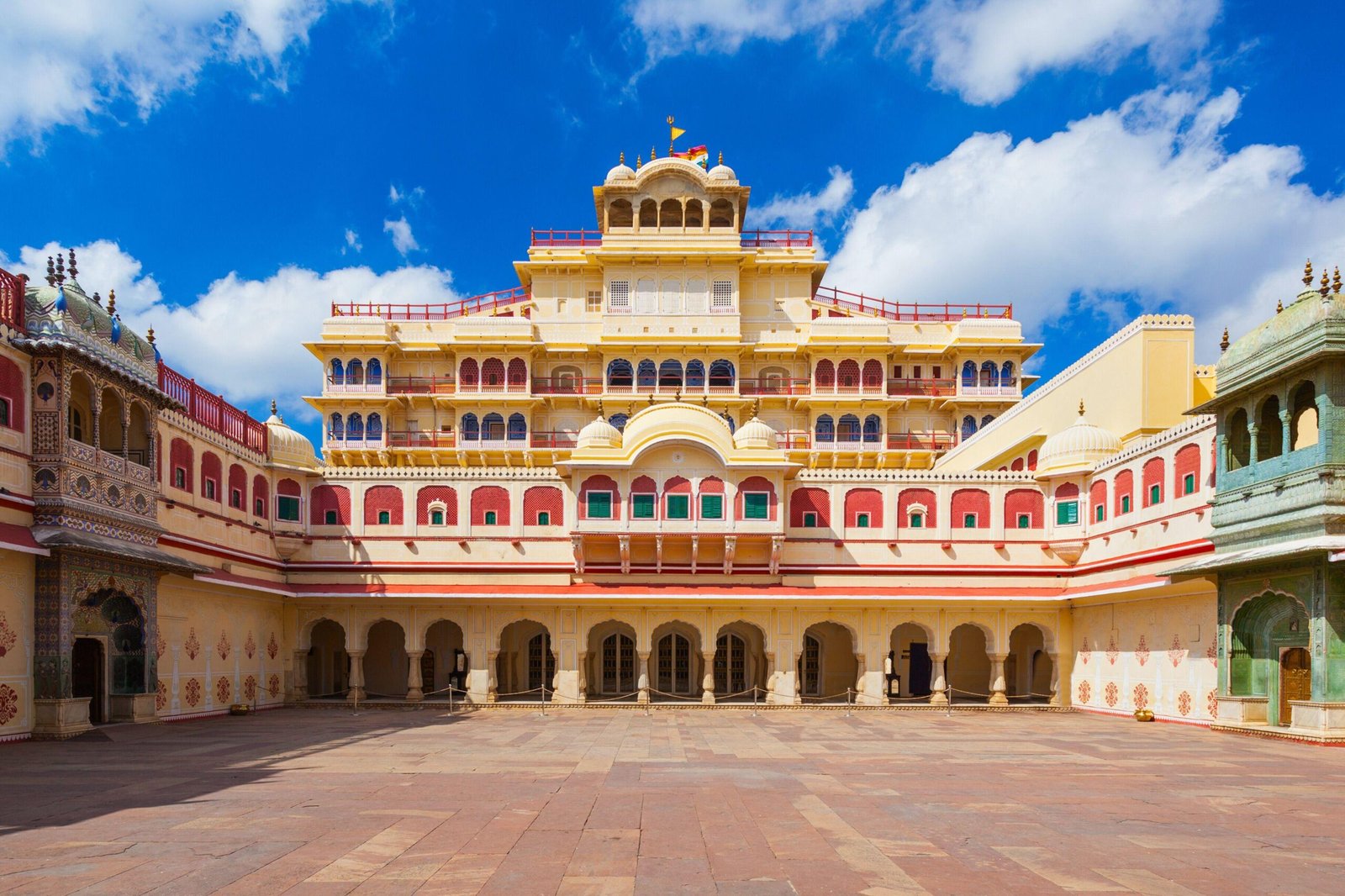 Golden Triangle Budget Backpackers Tour